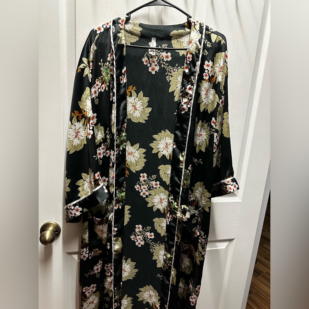 Floral Satin Kimono